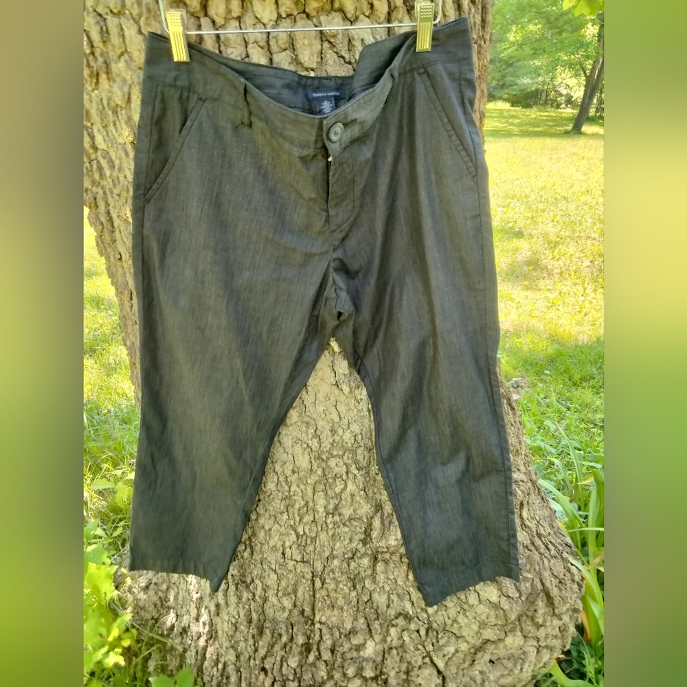 👀 Big Discount!👀 Tommy Hilfiger Ankle Denim Pant in size 12